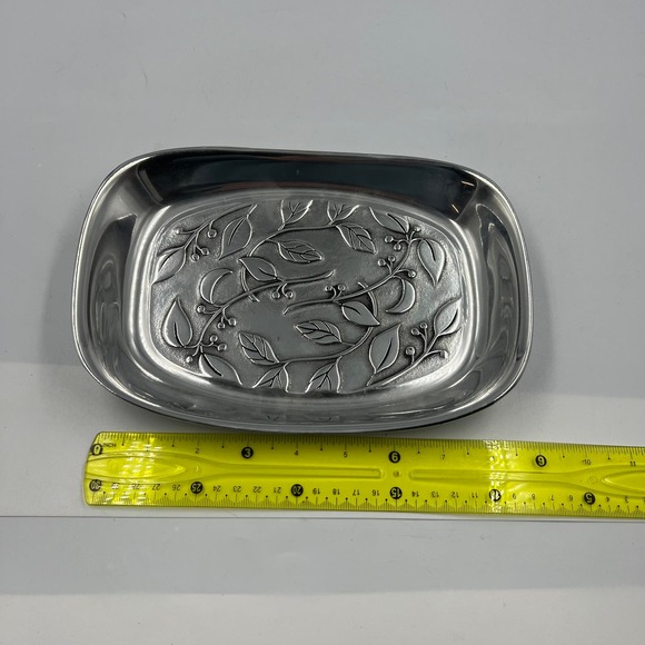 Wilton Armetale Rectangle 3D Etched Design Botanica Bread Serving Platter Tray - Picture 3 of 9